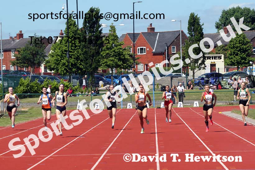 Womens under-20s 400 metres, 2021 Northern Senior and Under-20s Champs., Leigh. Photo: David T. Hewitson/Sports for All Pics